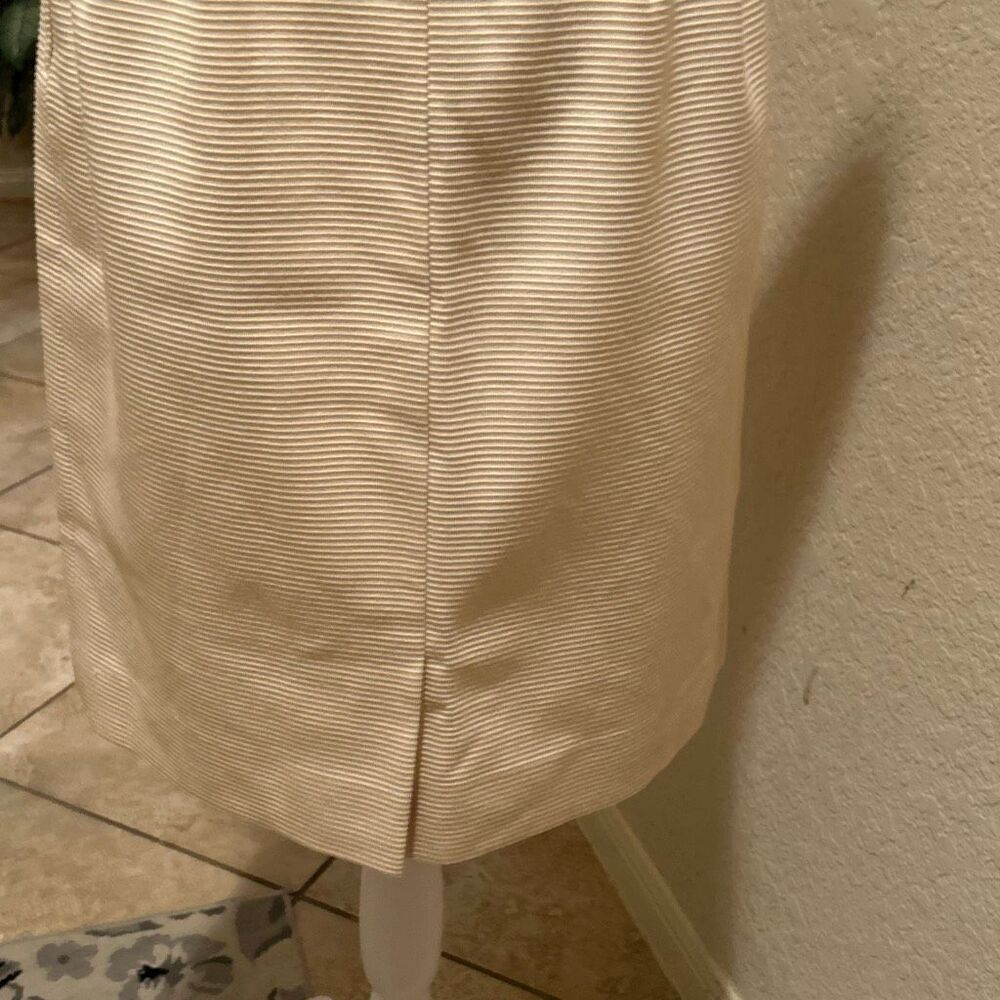 Yves Saint Laurent Size 38 Ribbed Pencil Skirt Cream Neutral Quiet Luxury Simple - Picture 5 of 11